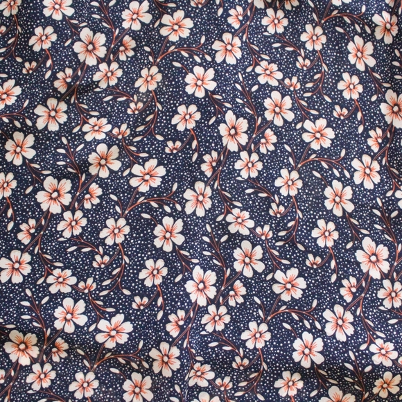 Dress - Picture 7 of 8